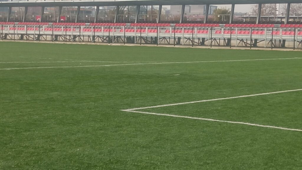 25 ARALIK ÇİM HOKEYİ STADYUMU